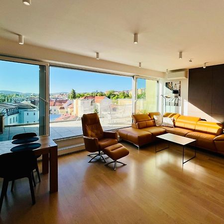 Brno City Center Apartment With Parking And A Big Terrace Exterior foto