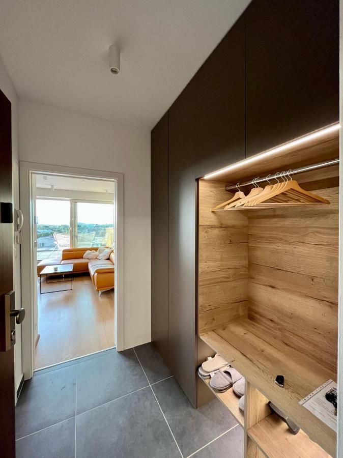 Brno City Center Apartment With Parking And A Big Terrace Exterior foto