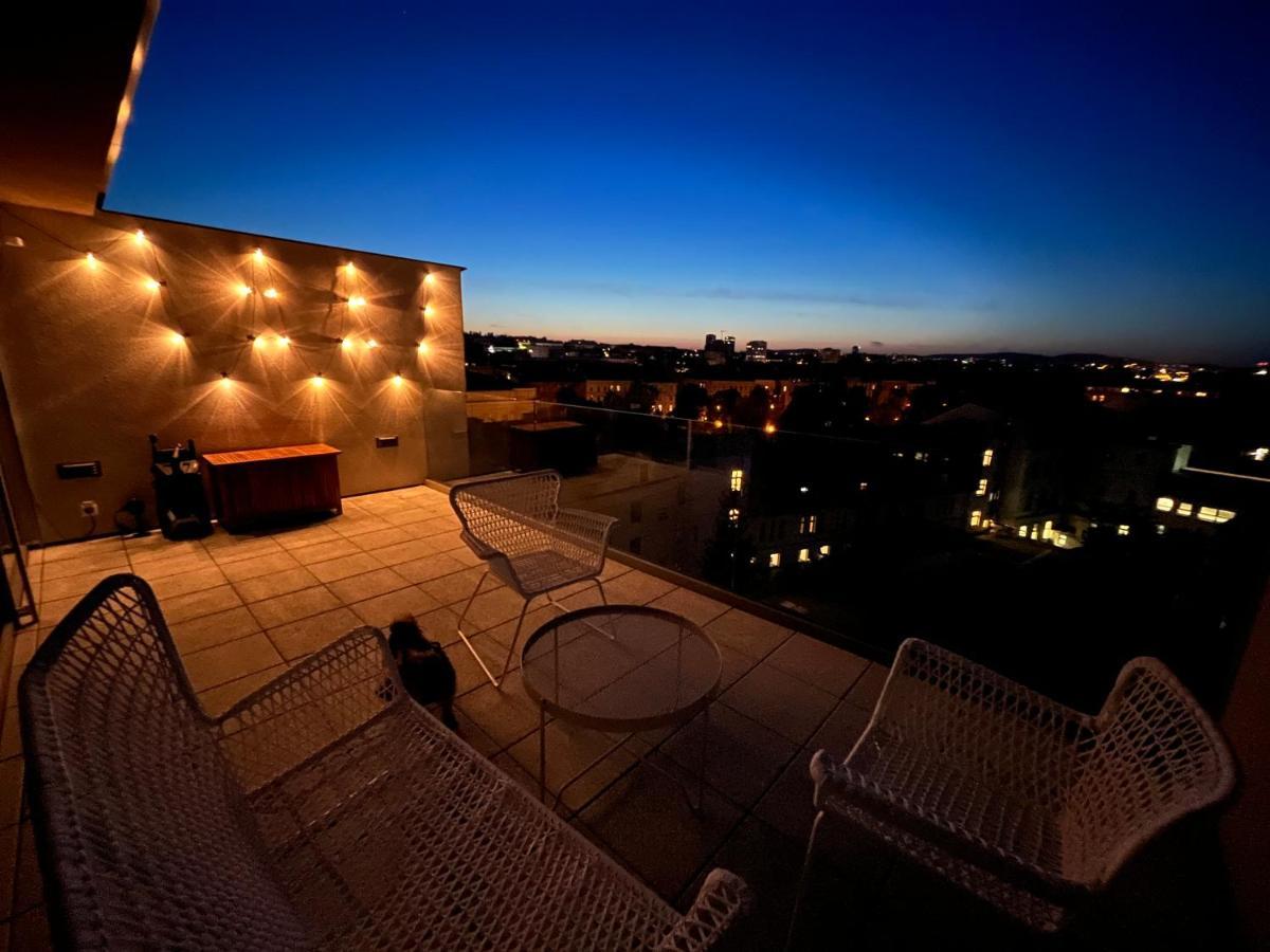 Brno City Center Apartment With Parking And A Big Terrace Exterior foto